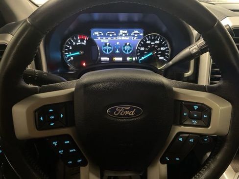Used 2020 Ford F250 Lariat w/ Lariat Ultimate Package image 30