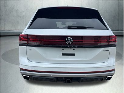 New 2026 Volkswagen Atlas Peak Edition