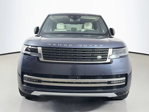 Certified 2025 Land Rover Range Rover SE AWD/4WD image 2
