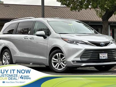 Used 2024 Toyota Sienna Platinum
