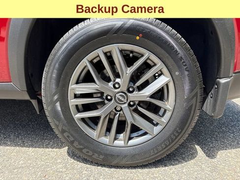 Used 2023 Nissan Rogue S AWD/4WD image 9