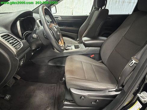 Used 2018 Jeep Grand Cherokee Laredo AWD/4WD image 23