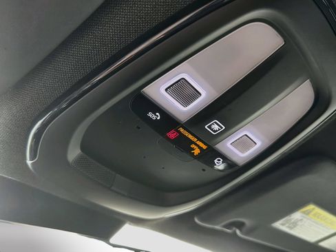 Certified 2023 Volvo C40 P8 Recharge Ultimate AWD/4WD image 19