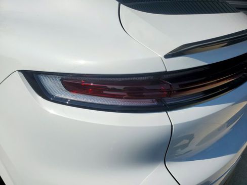 Certified 2025 Porsche Cayenne Coupe image 26