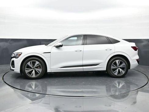 Used 2024 Audi Q8 e-tron Premium Plus w/ Premium Plus Package AWD/4WD image 4