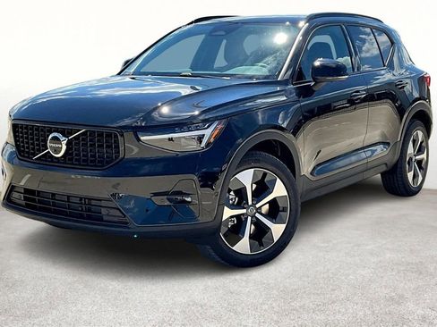 New 2026 Volvo XC40 B5 Plus w/ Protection Package Premier image 2