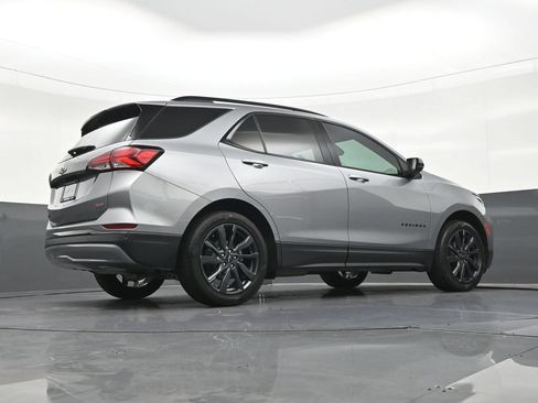 Used 2024 Chevrolet Equinox RS w/ RS Leather Package FWD image 30