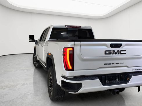 Used 2024 GMC Sierra 2500 Denali Ultimate AWD/4WD image 14