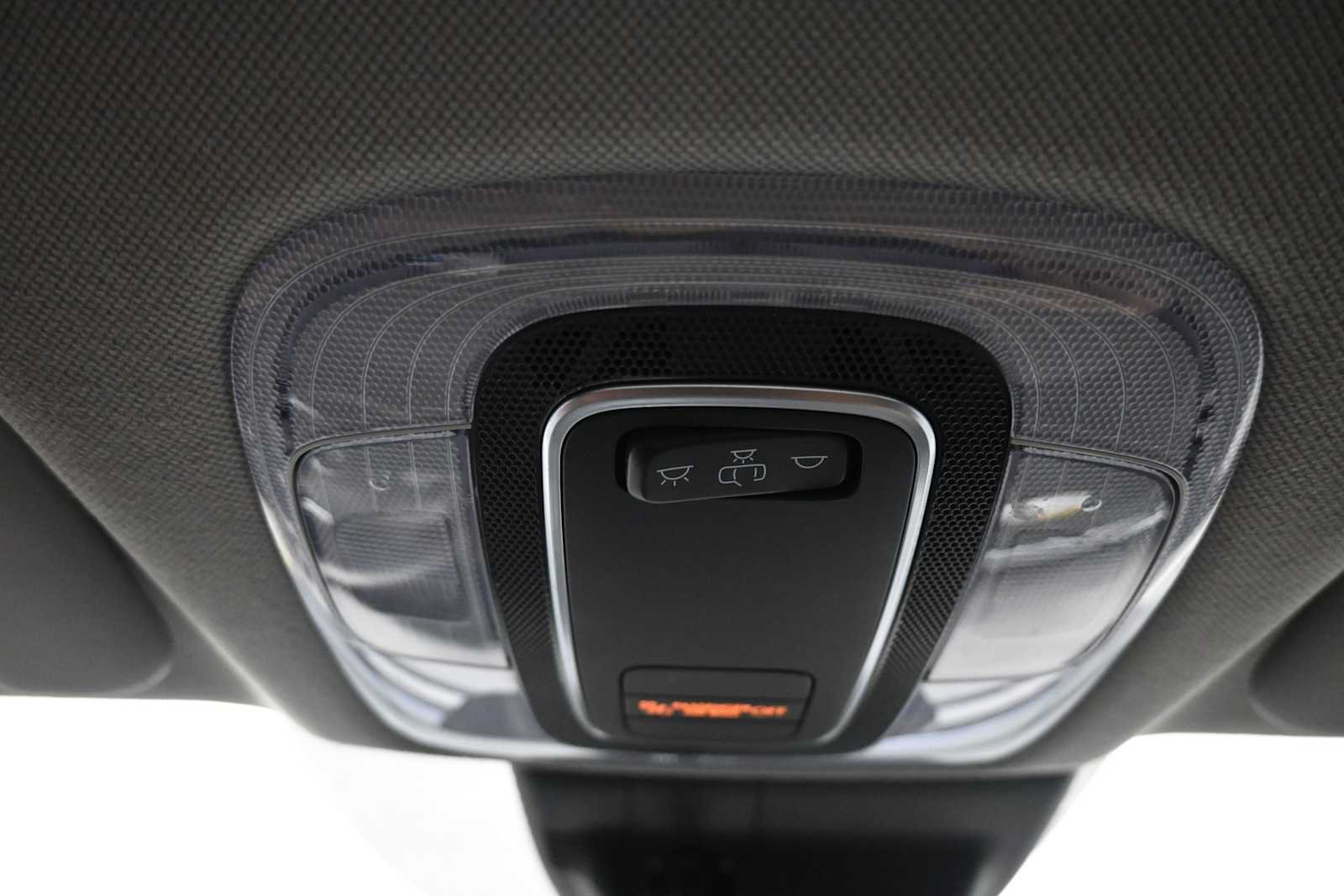 Certified 2023 Hyundai Elantra SE FWD image 16