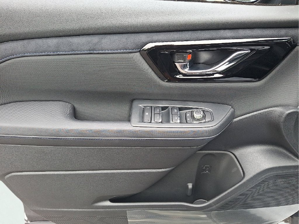 Used 2025 Subaru Forester Limited AWD/4WD image 8