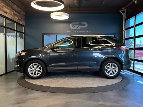 Used 2022 Ford Edge SEL w/ Convenience Package AWD/4WD image 6