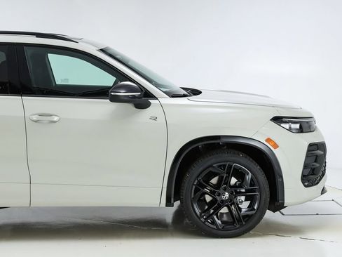 New 2026 Volkswagen Tiguan SE R-Line image 51