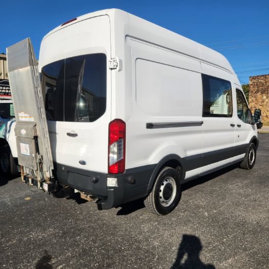 Used 2017 Ford Transit 250 148 High Roof RWD image 1