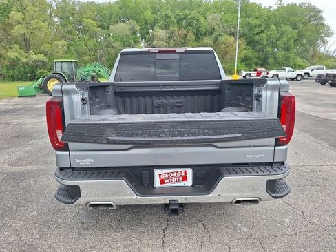 Used 2023 GMC Sierra 1500 SLT w/ SLT Premium Plus Package AWD/4WD image 16