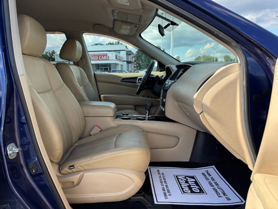 Used 2017 Nissan Pathfinder S AWD/4WD image 20