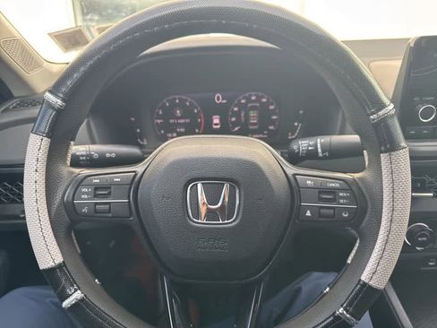 Used 2023 Honda Accord EX image 14