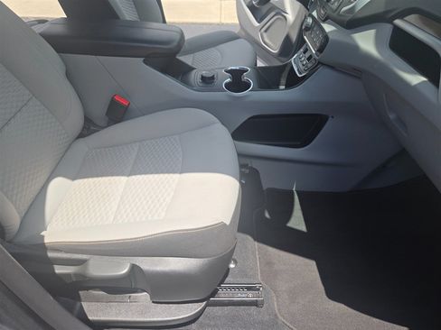 Used 2021 GMC Terrain SLE FWD image 7