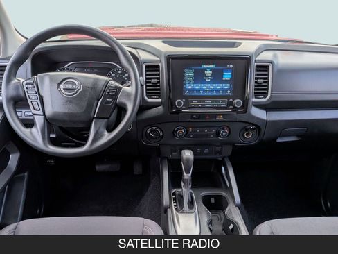 Certified 2024 Nissan Frontier SV image 14