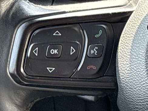 Used 2019 Jeep Wrangler Unlimited Sport S AWD/4WD image 22