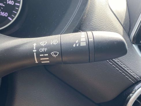 Used 2025 Nissan Sentra SV FWD image 22