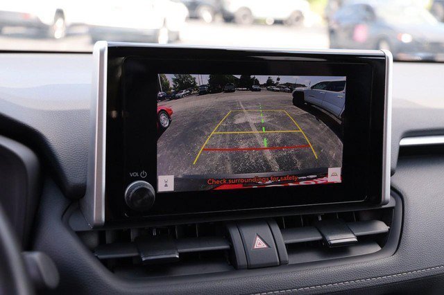 Used 2025 Toyota RAV4 XLE w/ Weather Package AWD/4WD image 16