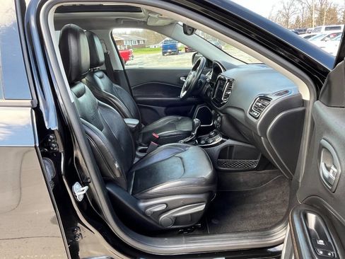 Used 2018 Jeep Compass Limited w/ Navigation Group image 11