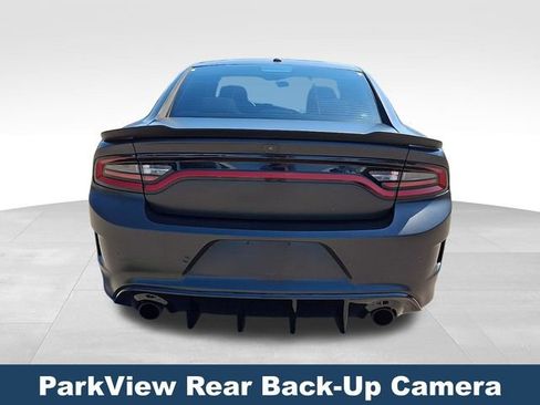 Used 2018 Dodge Charger SXT RWD image 6
