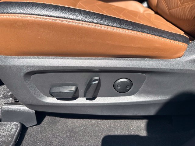 Used 2024 Nissan Pathfinder Platinum w/ Cargo Package AWD/4WD image 15