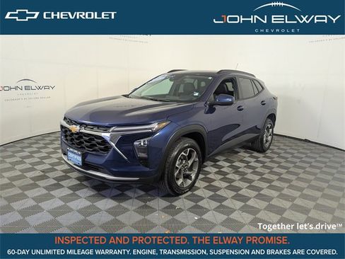 Certified 2024 Chevrolet Trax LT w/ Driver Confidence Package image 1
