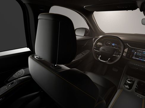 New 2026 Jeep Cherokee Limited AWD/4WD image 8