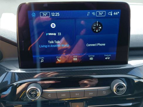 Used 2025 Ford Escape ST-Line image 30