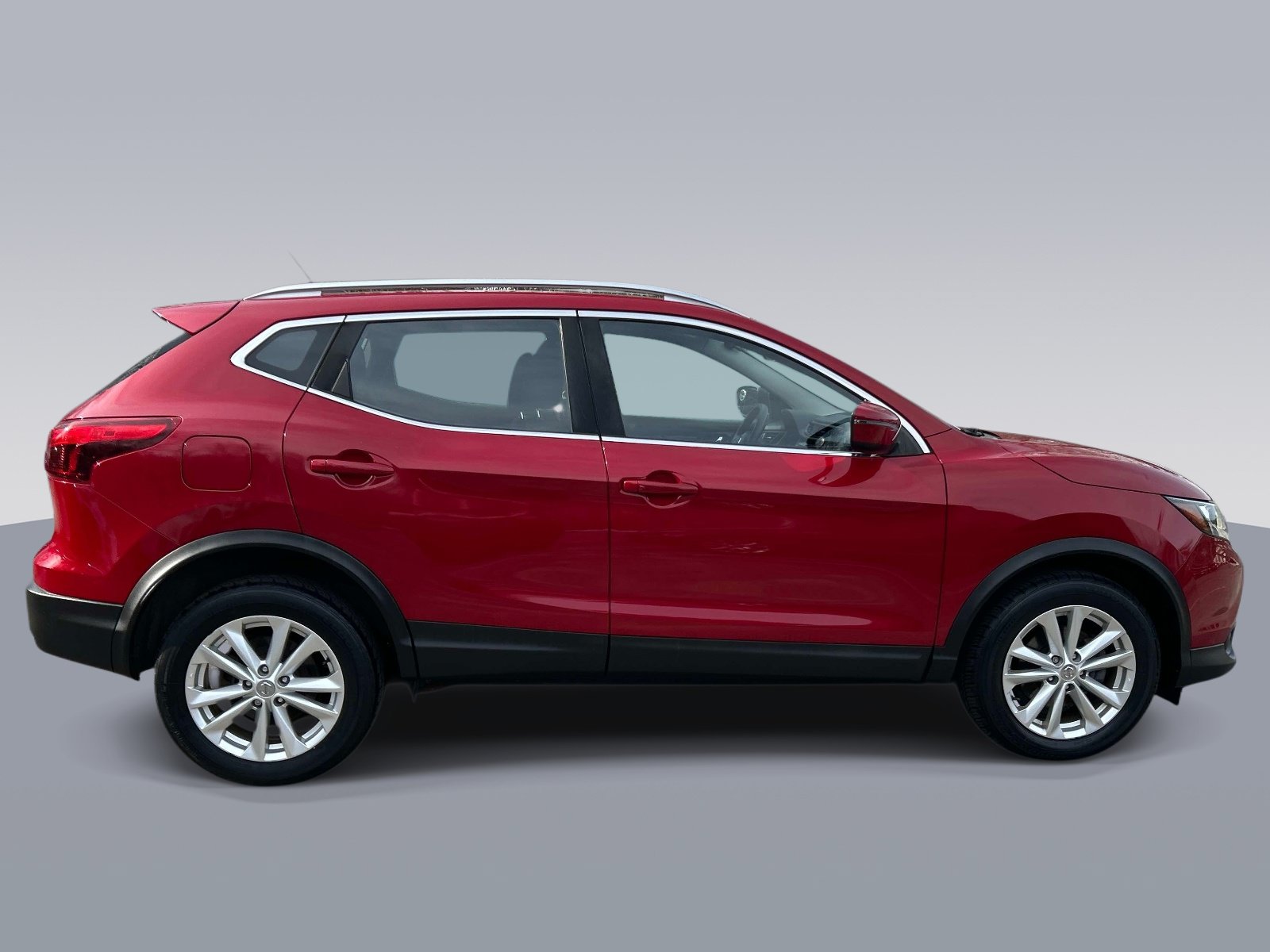 Used 2017 Nissan Rogue Sport SV AWD/4WD image 2