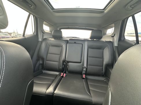 Certified 2022 GMC Terrain SLT w/ Elevation Edition image 18