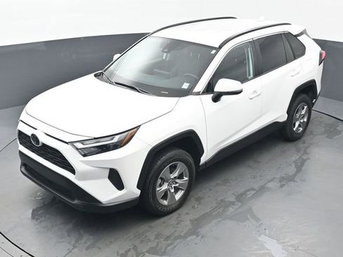 Used 2024 Toyota RAV4 XLE image 36