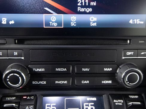 Certified 2022 Porsche 718 Cayman GT4 RWD image 35