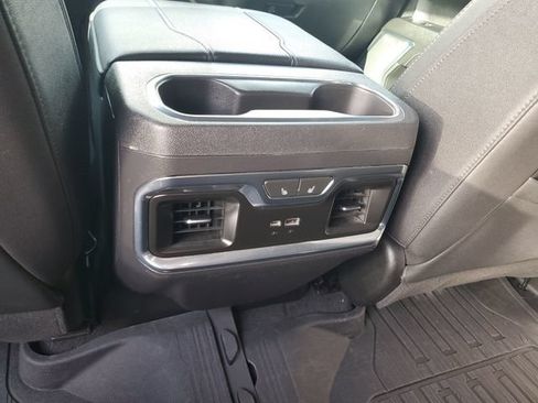 Used 2023 GMC Sierra 1500 SLT w/ SLT Premium Package AWD/4WD image 17