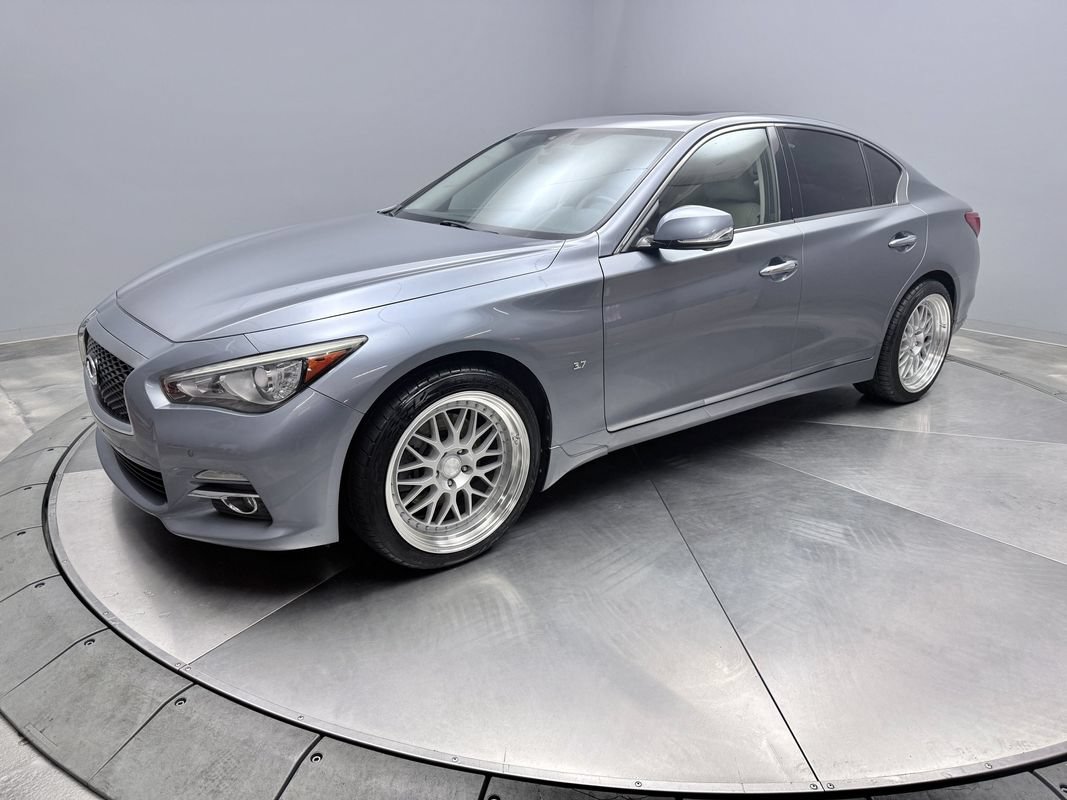 Used 2015 INFINITI Q50 Premium w/ Technology Package AWD/4WD image 1