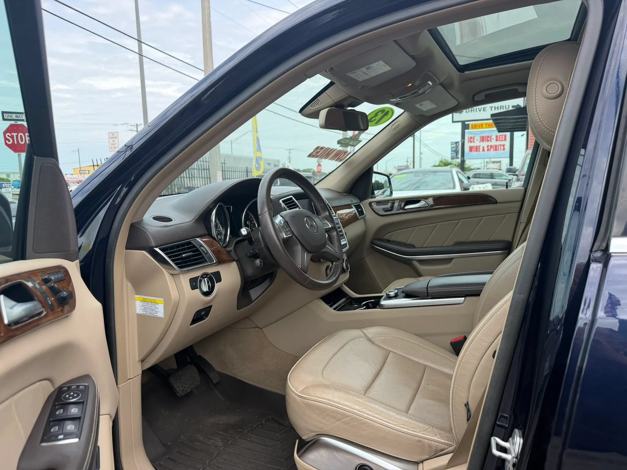Used 2013 Mercedes-Benz GL 450 4MATIC image 8