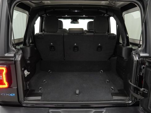 Used 2024 Jeep Wrangler Unlimited AWD/4WD image 46