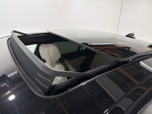 Certified 2023 BMW X6 xDrive40i w/ Executive Package image 27