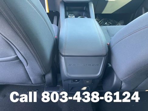 New 2026 Ford Explorer Active RWD image 14