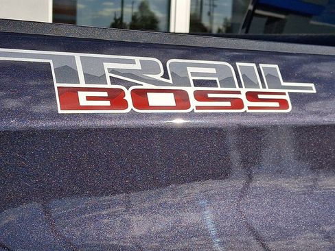 Used 2024 Chevrolet Silverado 1500 Custom Trail Boss w/ LPO, Dark Essentials Package image 30