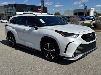 Used 2022 Toyota Highlander XSE