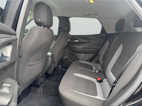 Used 2023 Chevrolet TrailBlazer LT w/ Convenience Package image 9