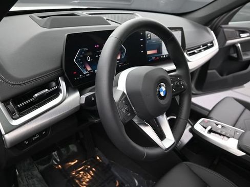 New 2026 BMW X1 xDrive28i w/ Technology Package AWD/4WD image 18