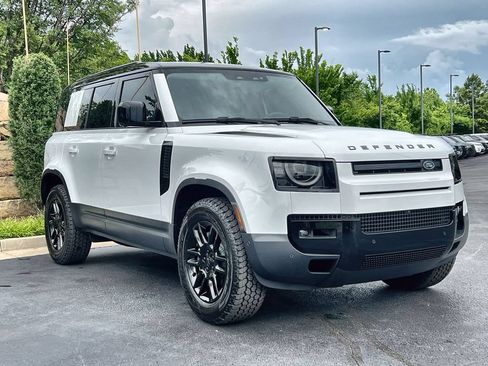 Used 2026 Land Rover Defender 110 S AWD/4WD image 7