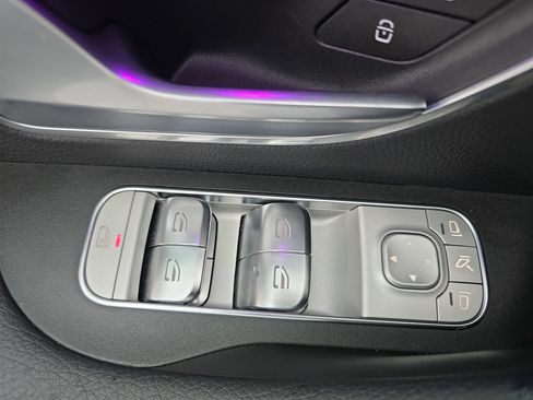 Used 2025 Mercedes-Benz GLE 450 4MATIC image 28