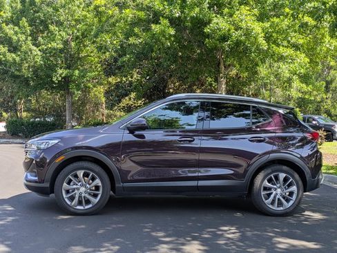 Used 2021 Buick Encore GX Essence w/ Advanced Technology Package AWD/4WD image 9
