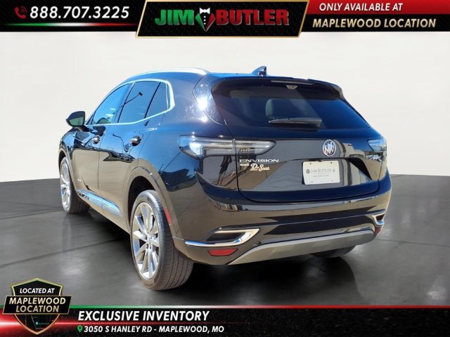 Used 2022 Buick Envision Avenir w/ Technology Package II AWD/4WD image 2