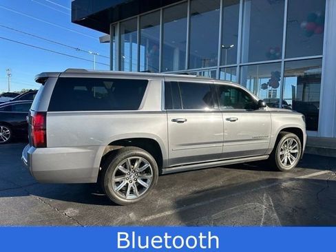 Used 2019 Chevrolet Suburban Premier image 17